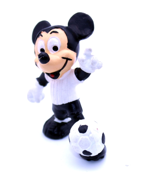 Micky Maus im Fußball-Trikot 2